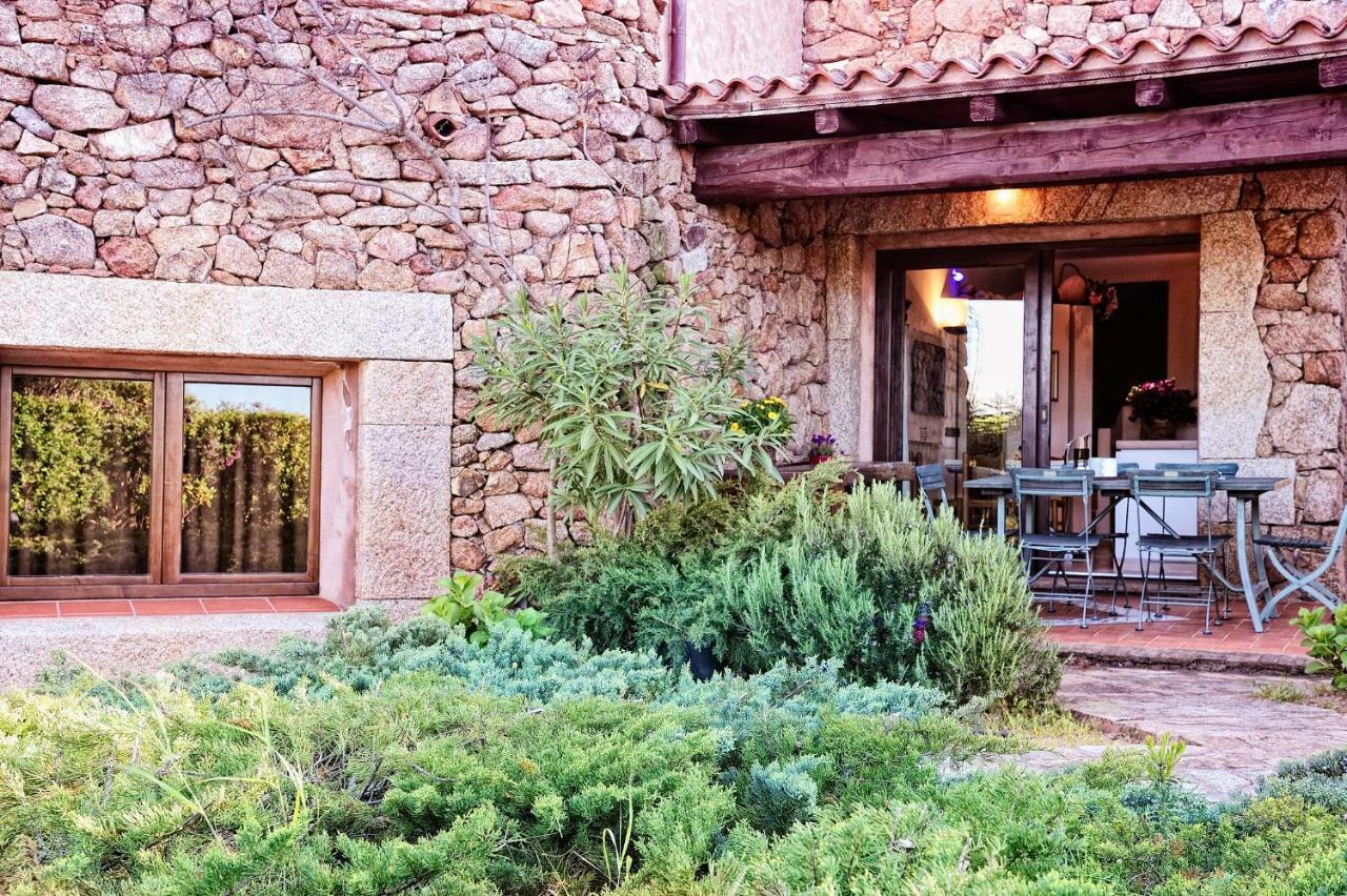 Residence L'Ea Di Lavru - Appartamenti Mono-Bilo-Trilocali ปอร์โตซานเปาโล ภายนอก รูปภาพ