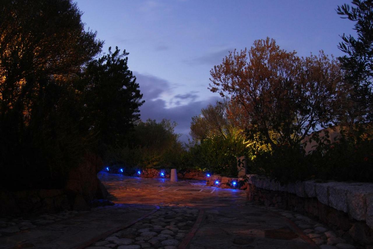 Residence L'Ea Di Lavru - Appartamenti Mono-Bilo-Trilocali ปอร์โตซานเปาโล ภายนอก รูปภาพ