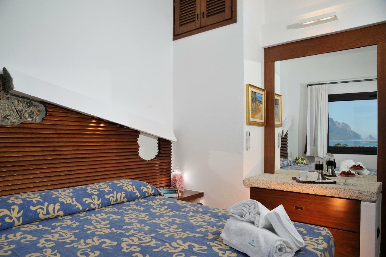 Residence L'Ea Di Lavru - Appartamenti Mono-Bilo-Trilocali ปอร์โตซานเปาโล ภายนอก รูปภาพ