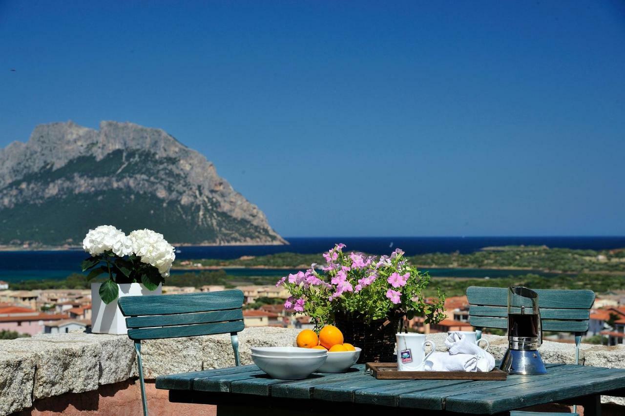 Residence L'Ea Di Lavru - Appartamenti Mono-Bilo-Trilocali ปอร์โตซานเปาโล ภายนอก รูปภาพ