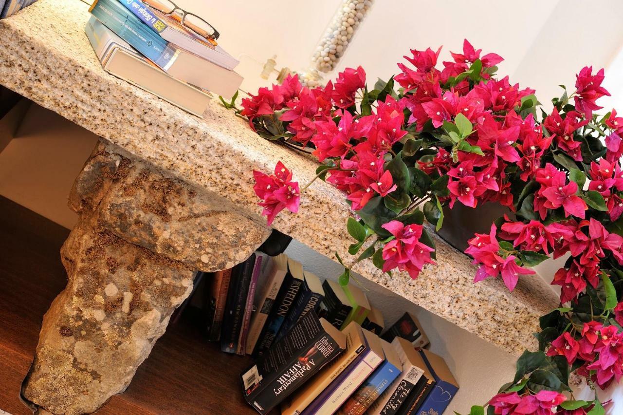 Residence L'Ea Di Lavru - Appartamenti Mono-Bilo-Trilocali ปอร์โตซานเปาโล ภายนอก รูปภาพ