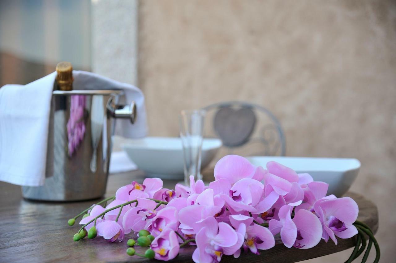 Residence L'Ea Di Lavru - Appartamenti Mono-Bilo-Trilocali ปอร์โตซานเปาโล ภายนอก รูปภาพ